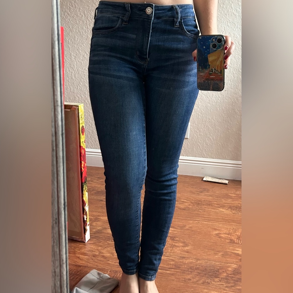 Mid-rise blue skinny jeans